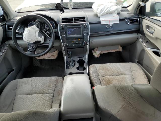 Toyota Camry Le Image 10