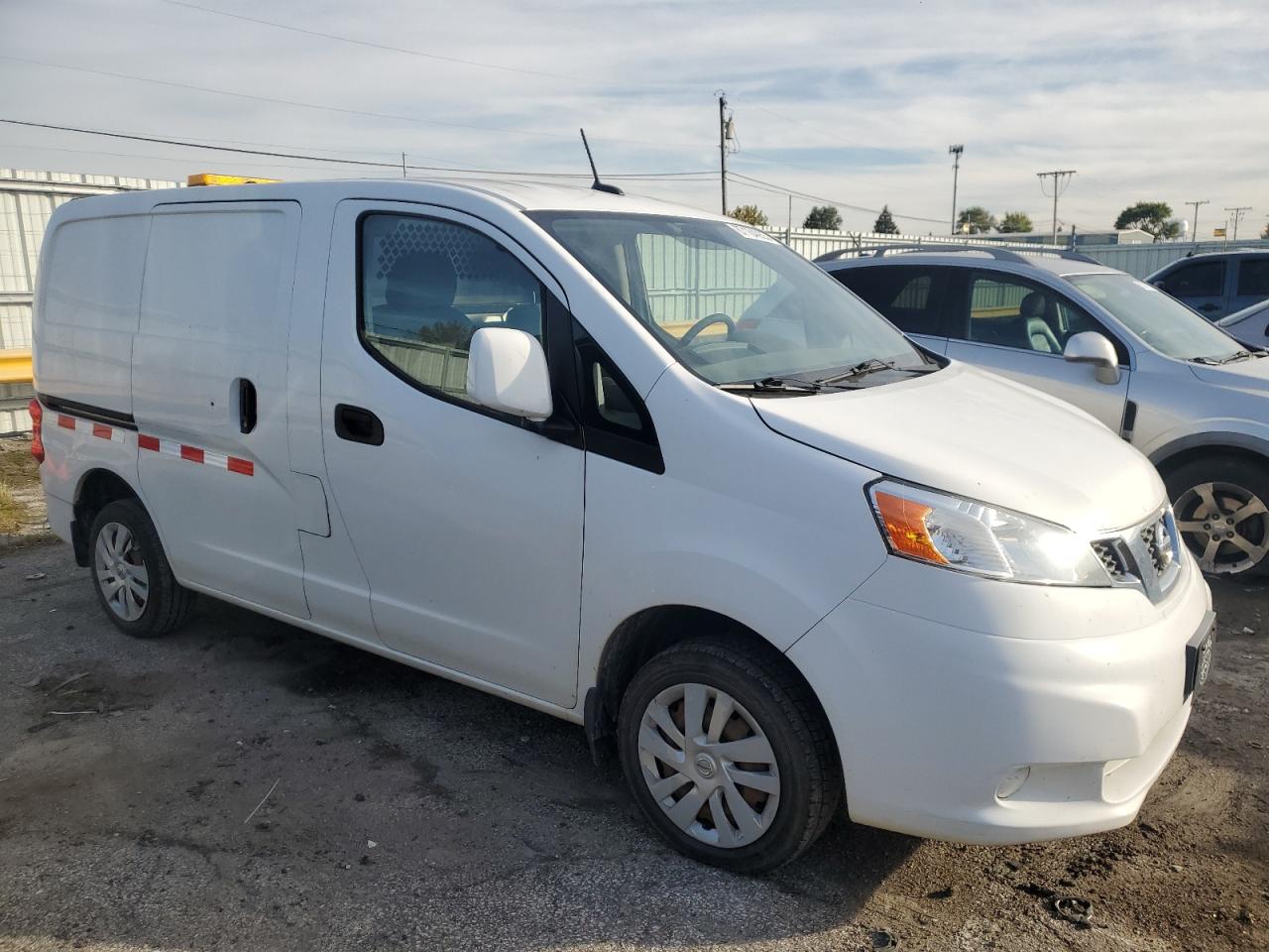 Nissan Nv 2.5s Image 8