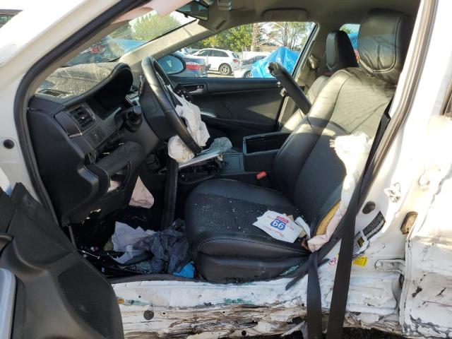 Toyota Camry Base Image 3