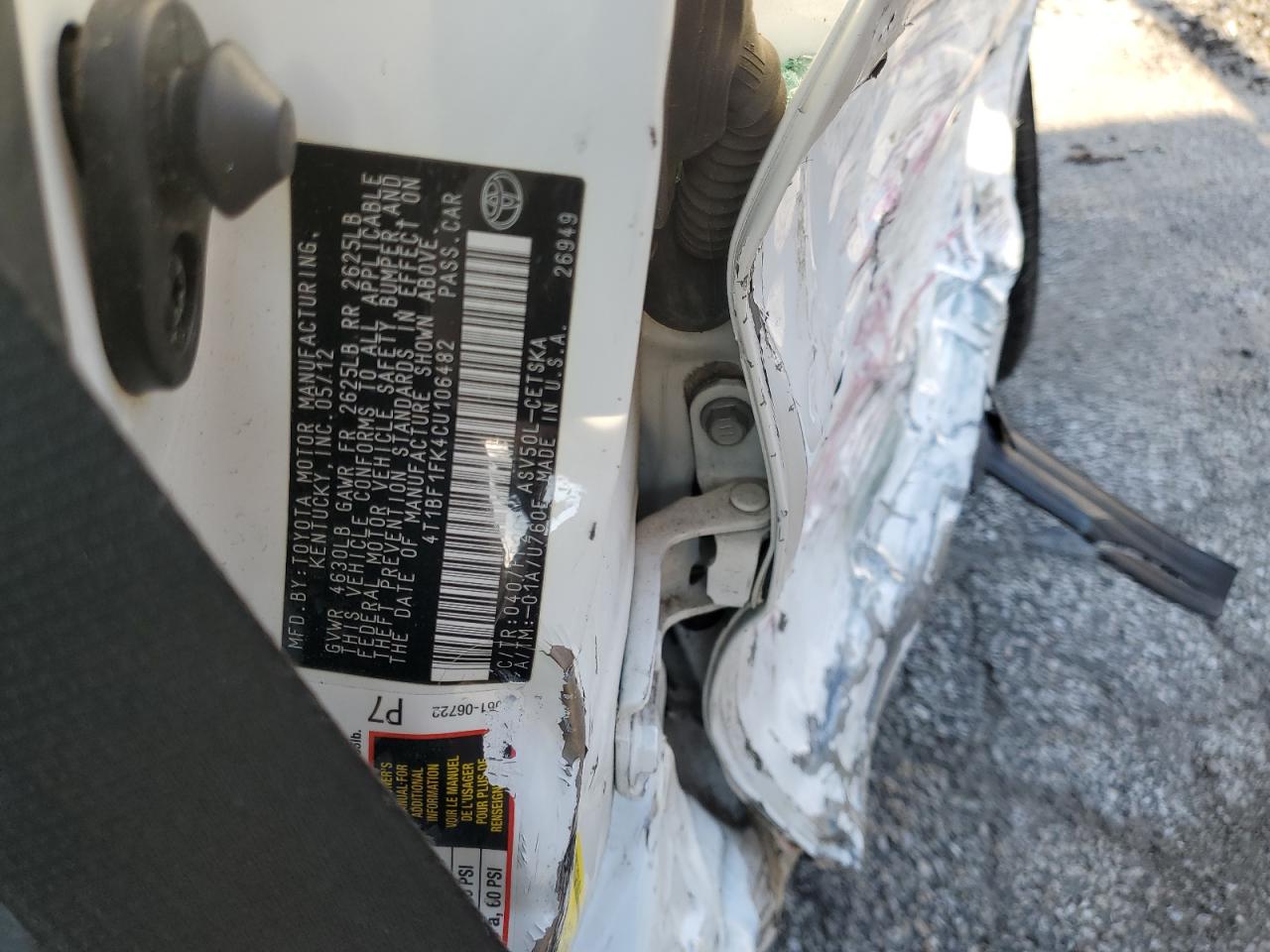 Toyota Camry Base Image 7