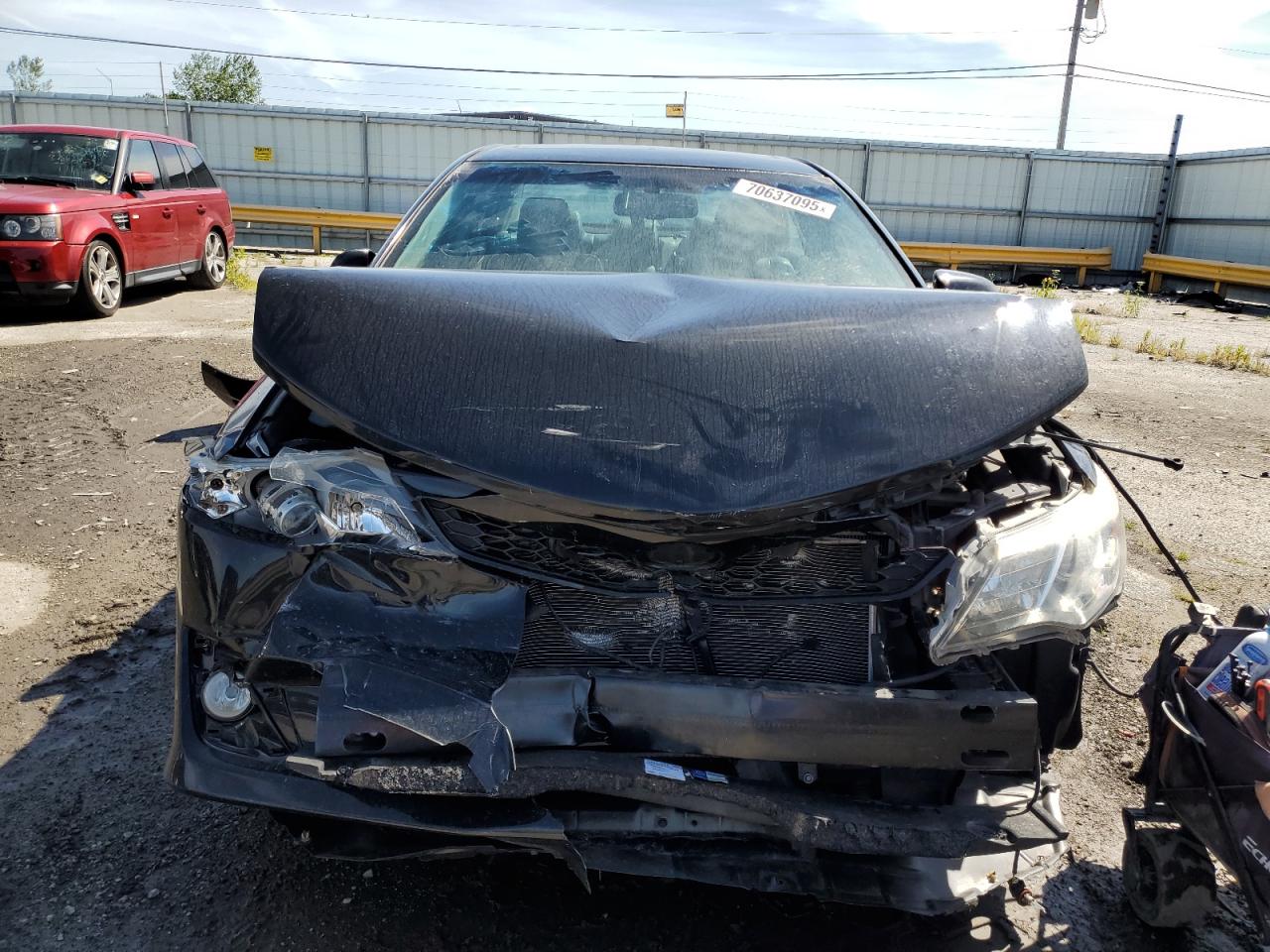 Toyota Camry Se Image 5