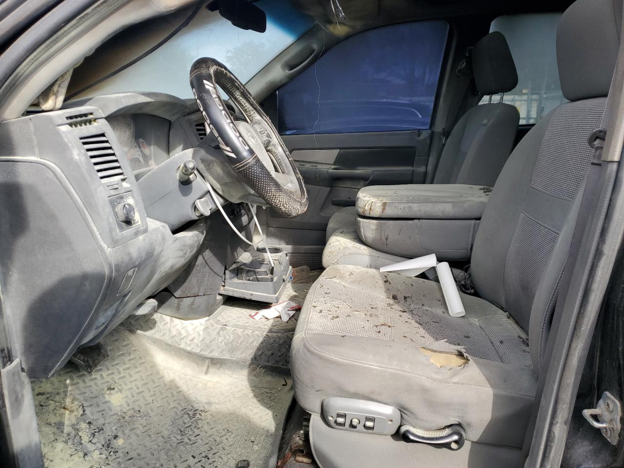 Dodge Ram 2500 St Image 6