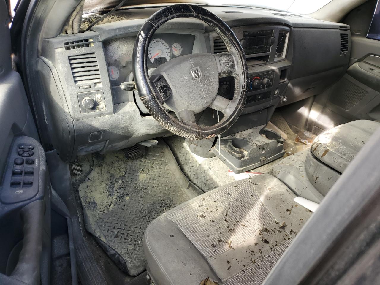 Dodge Ram 2500 St Image 8