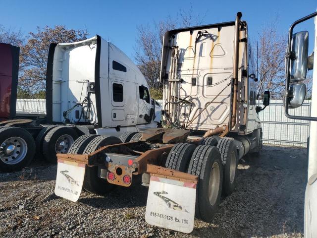 Freightliner Cascadia Image 5