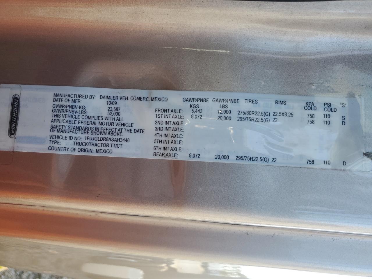 Freightliner Cascadia Image 8