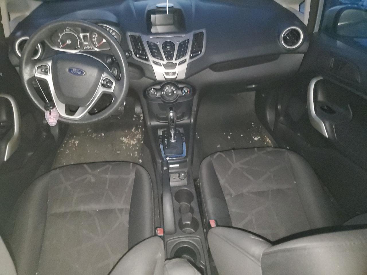 Ford Fiesta Se Image 9