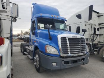  Salvage Freightliner Cascadia