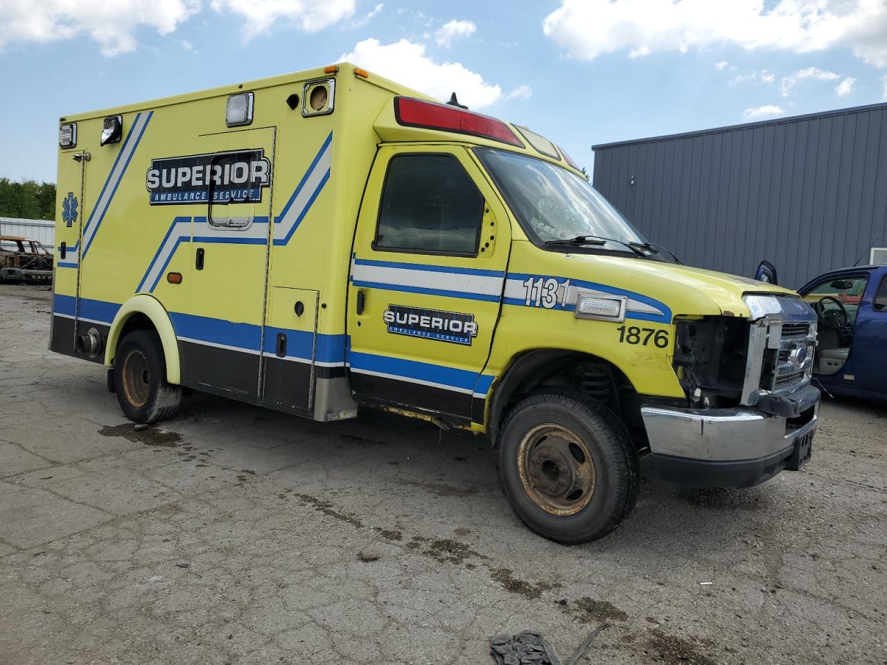 Ford Econoline E350 Super Duty Cutaway Van Image 8