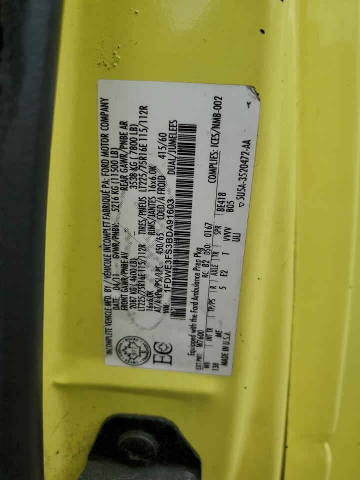 Ford Econoline E350 Super Duty Cutaway Van Image 11