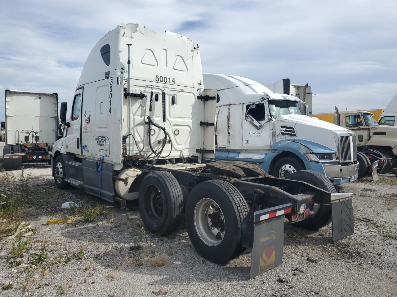 Freightliner Cascadia 1 Image 3