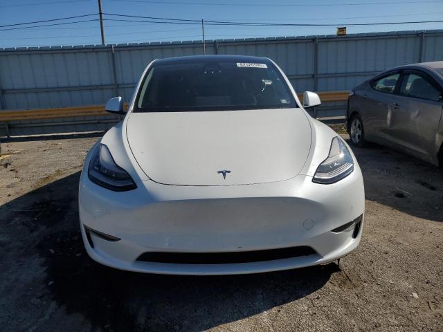 Tesla Model Y Image 5