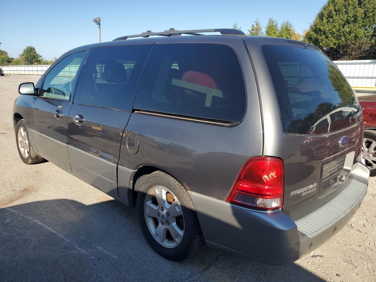 Ford Freestar Limited Image 13