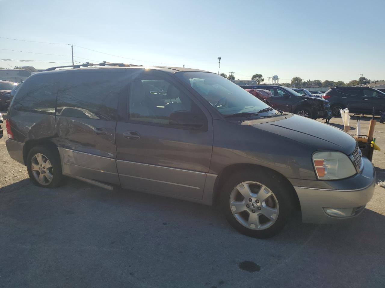 Ford Freestar Limited Image 8