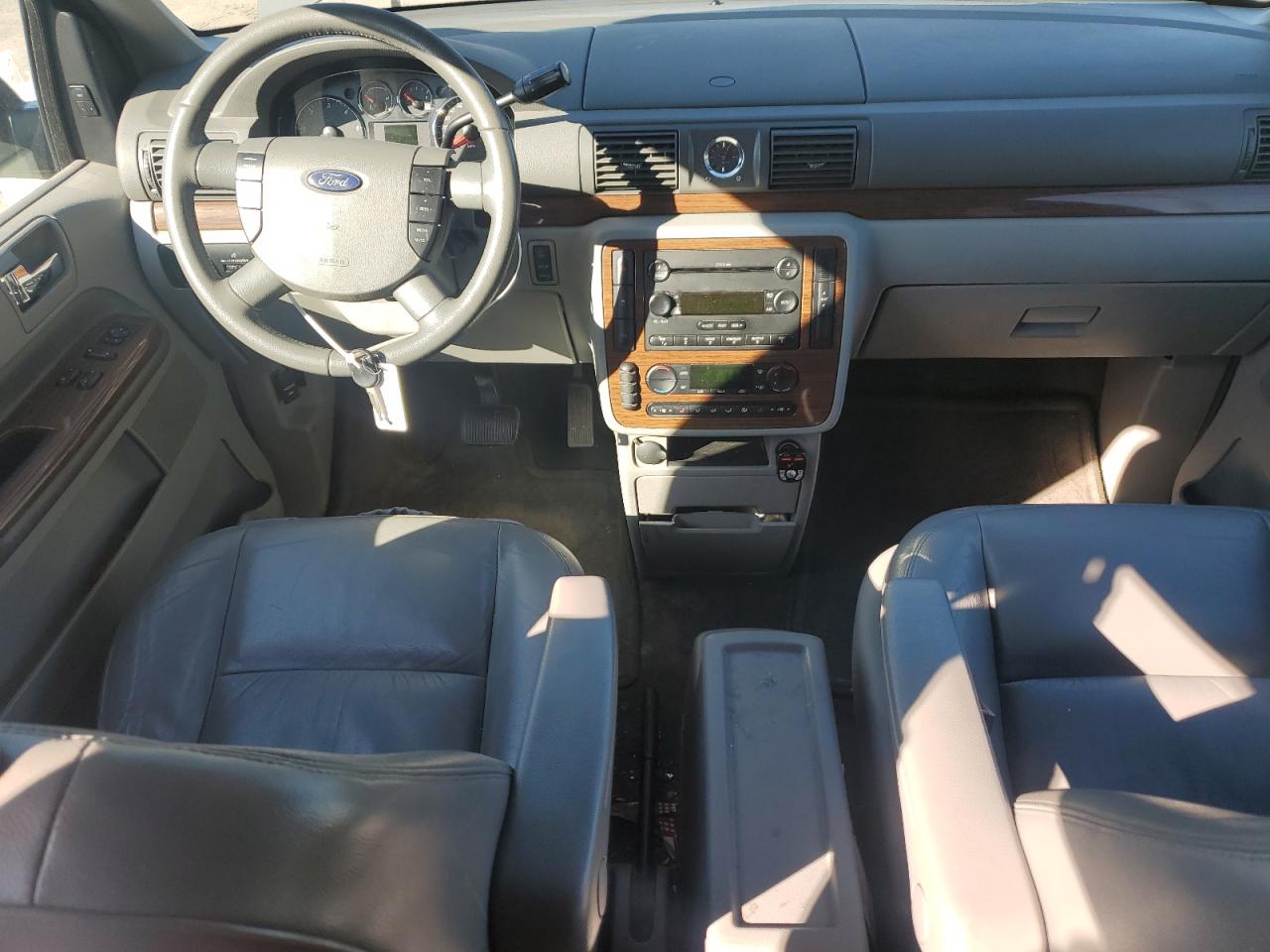 Ford Freestar Limited Image 4