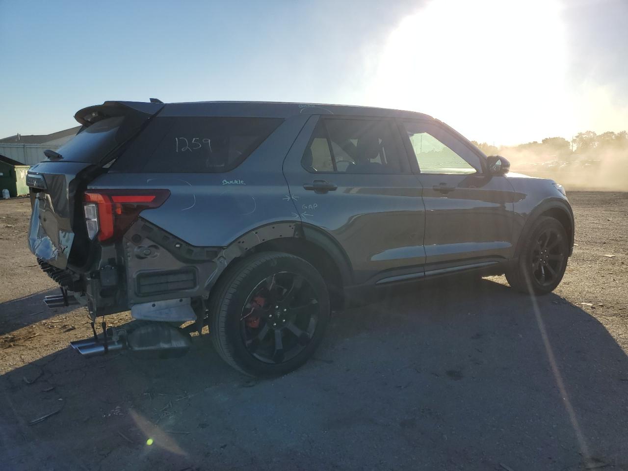 Ford Explorer St Image 7