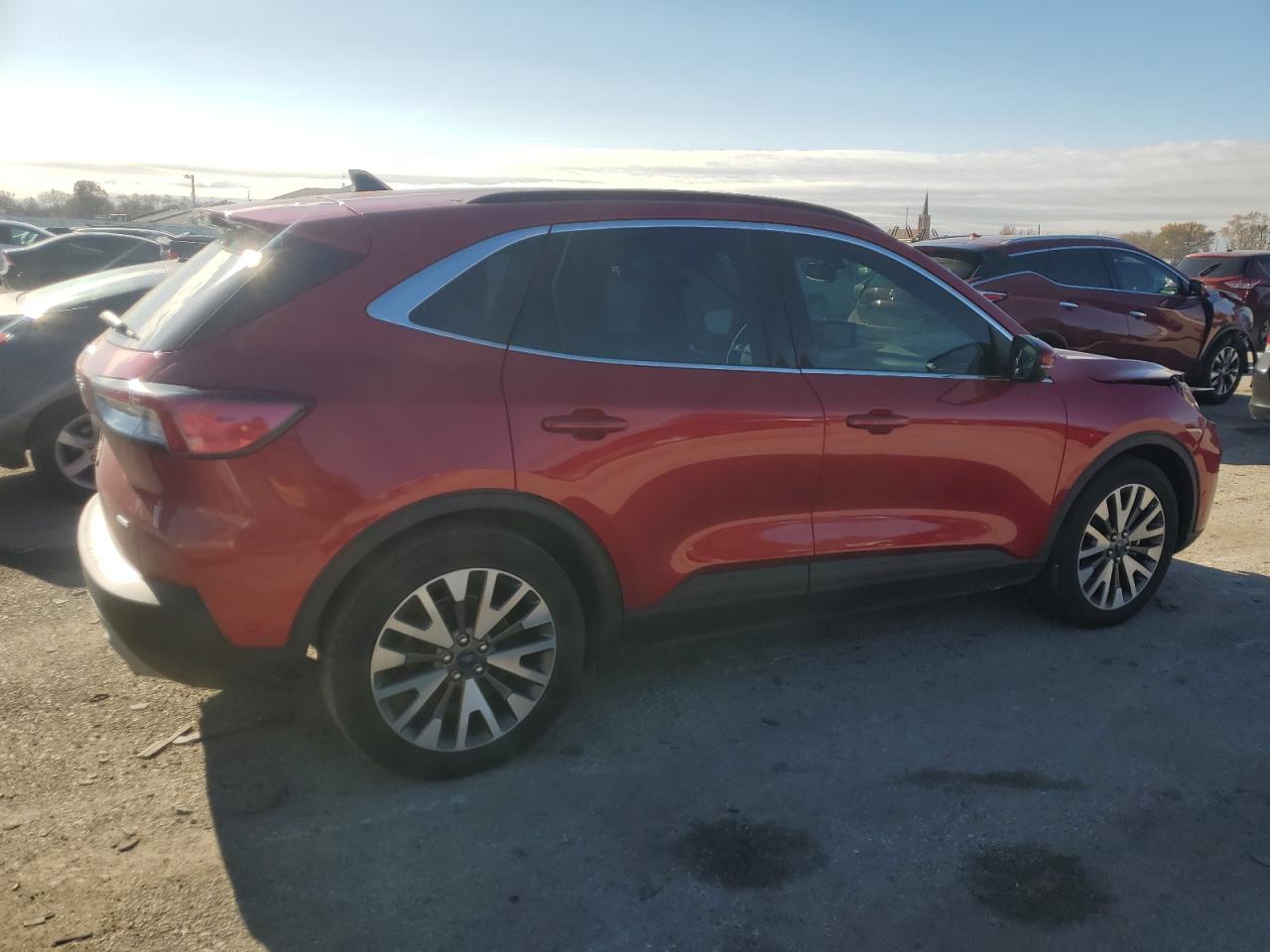 Ford Escape Titanium Image 3