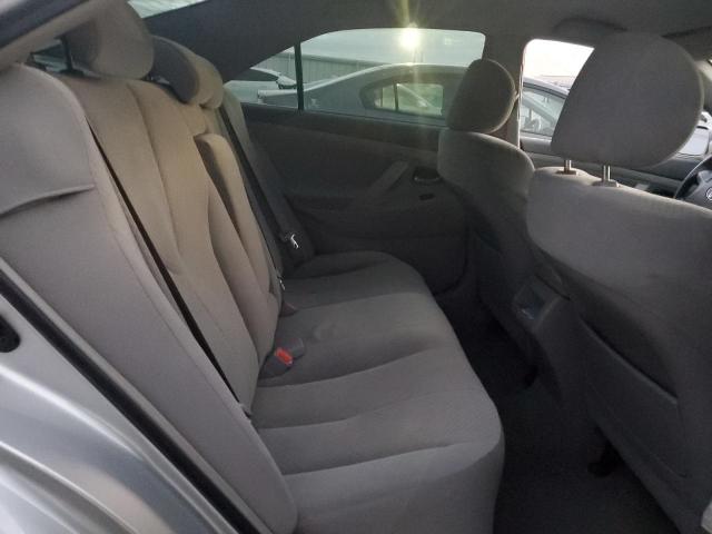 Toyota Camry Ce Image 9