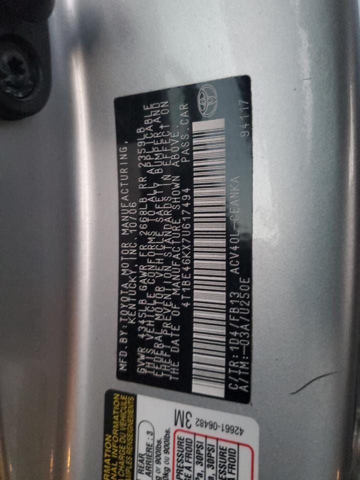 Toyota Camry Ce Image 8