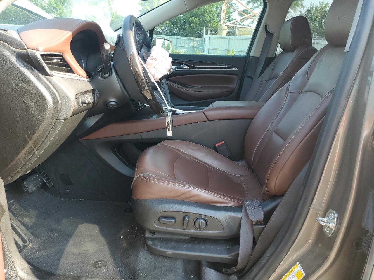 Buick Enclave Avenir Image 2