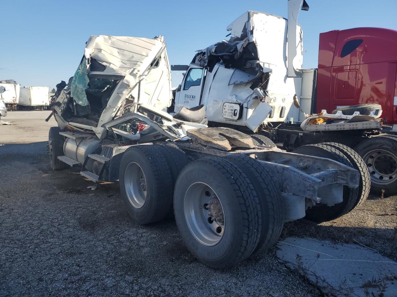 International Prostar Image 9