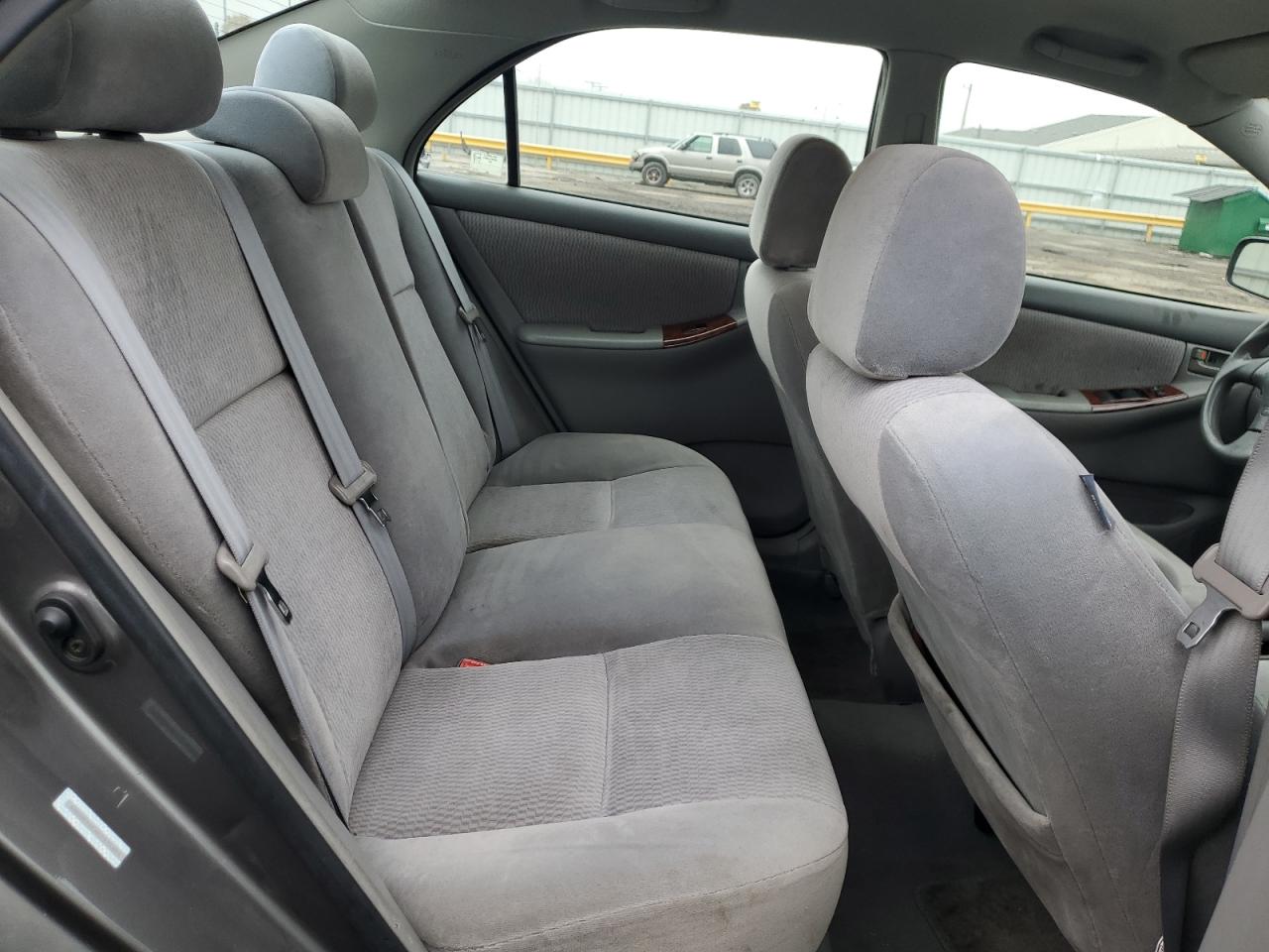 Toyota Corolla Ce Image 9