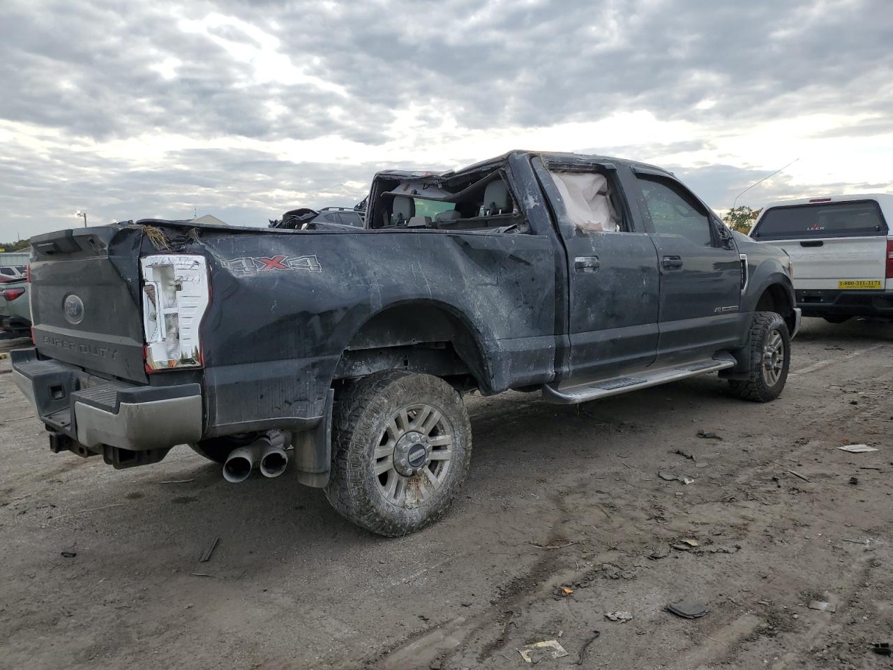 Ford F-250 Super Duty Image 3