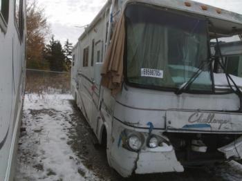  Salvage Workhorse Custom Cha Motorhome