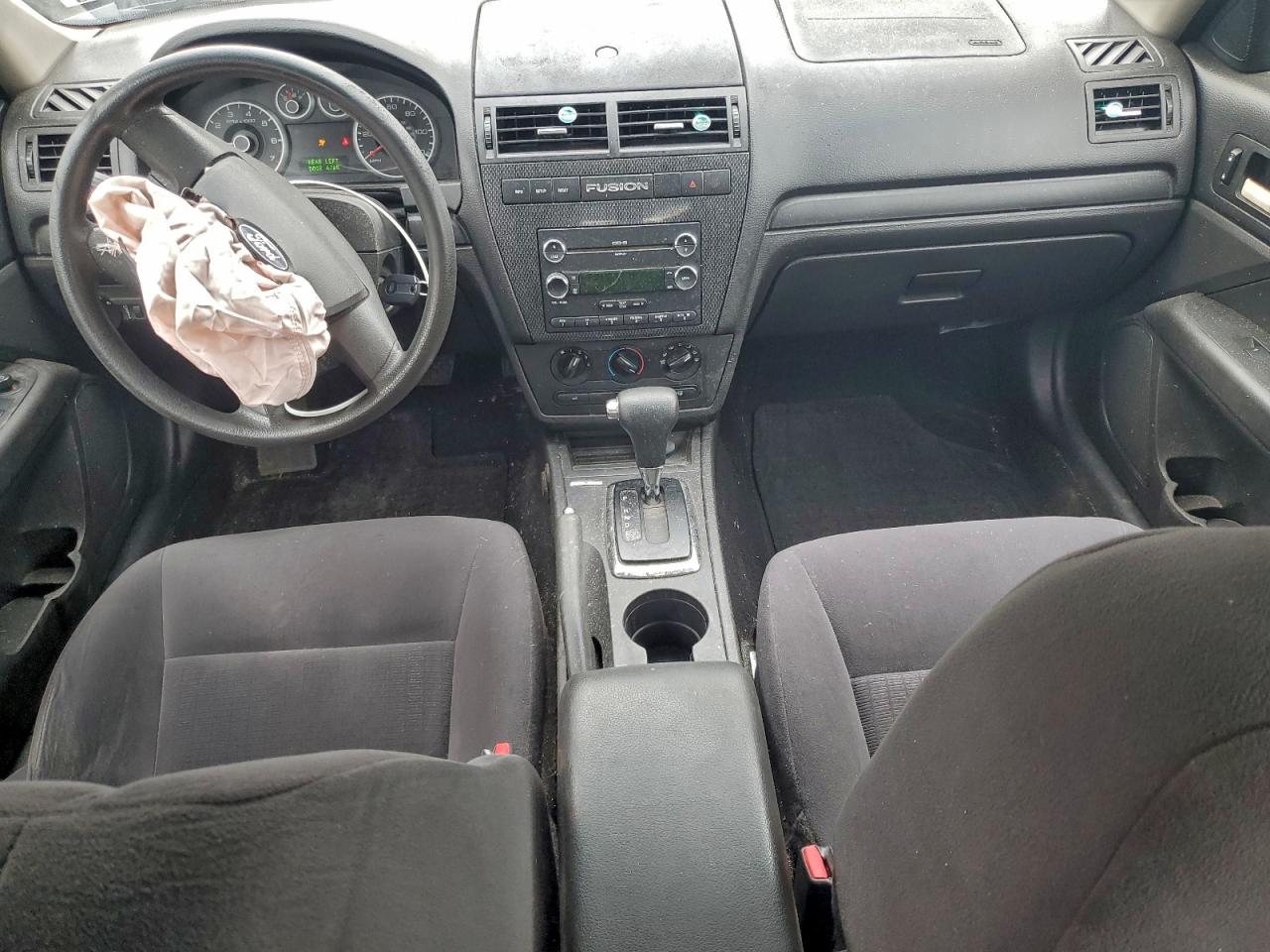 Ford Fusion Se Image 9