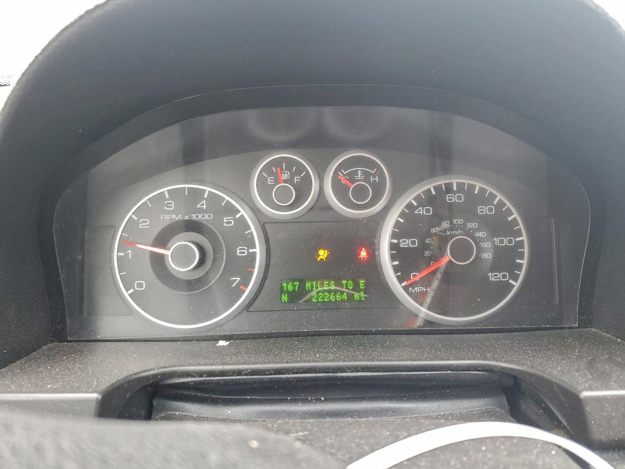 Ford Fusion Se Image 4