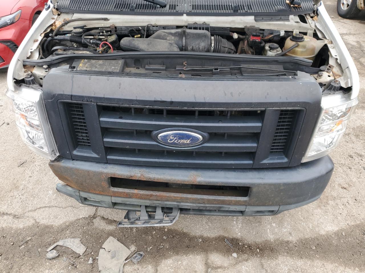 Ford E-250 E250 Van Image 10