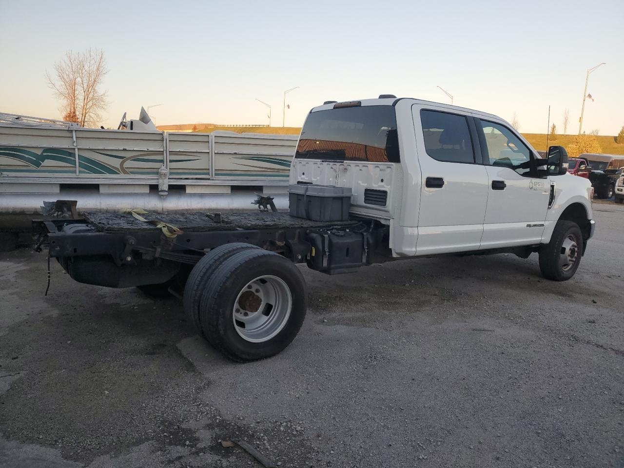 Ford F-350 Super Duty Image 2