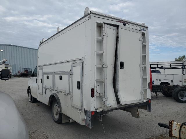 GMC Savana Cutaway G3500 Image 2