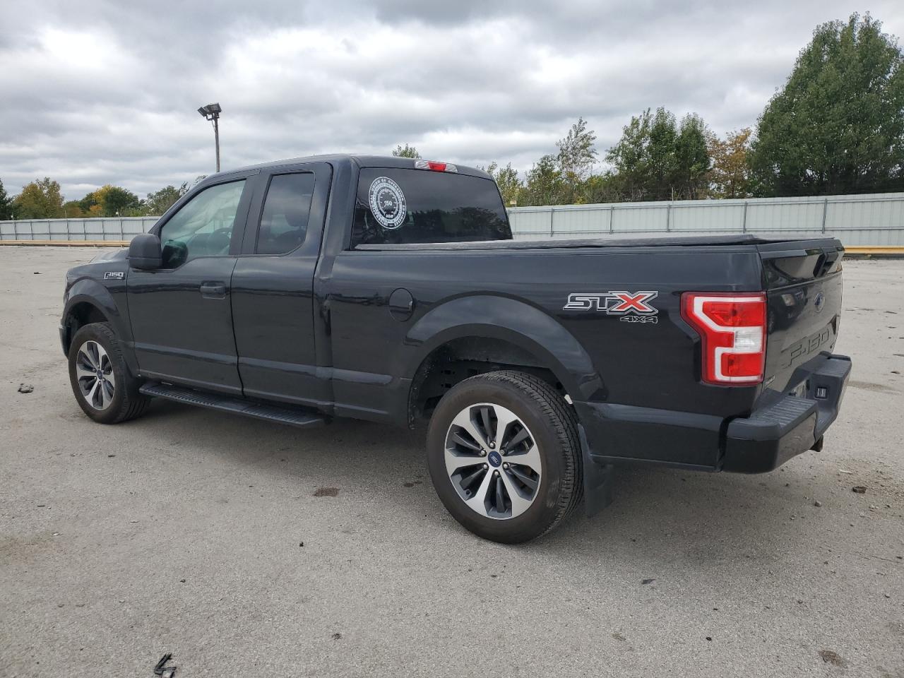 Ford F-150 Super Cab Image 11