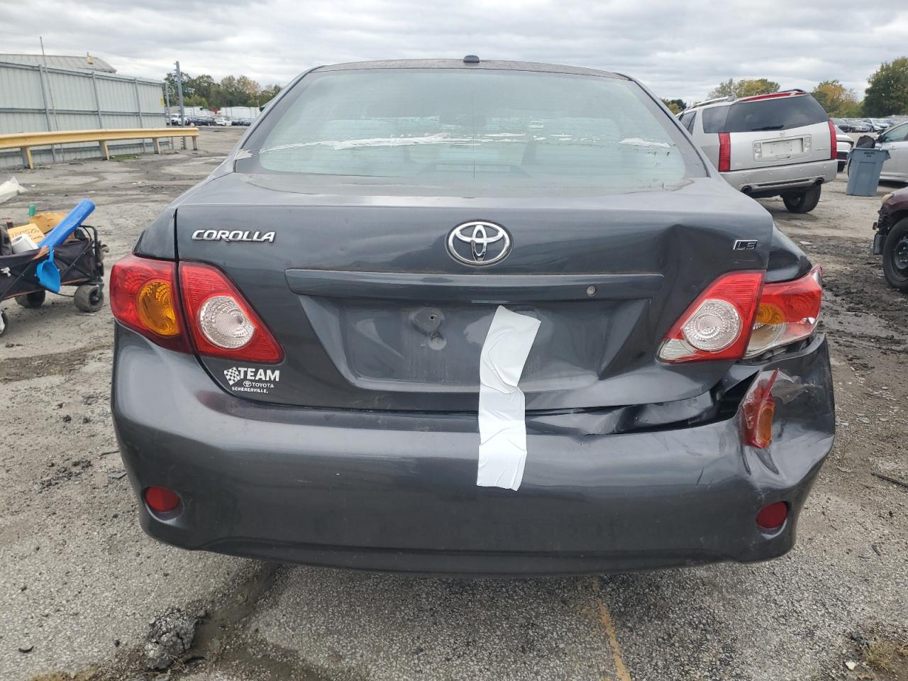 Toyota Corolla Base Image 10