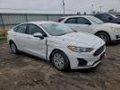 Ford Fusion S Image 5