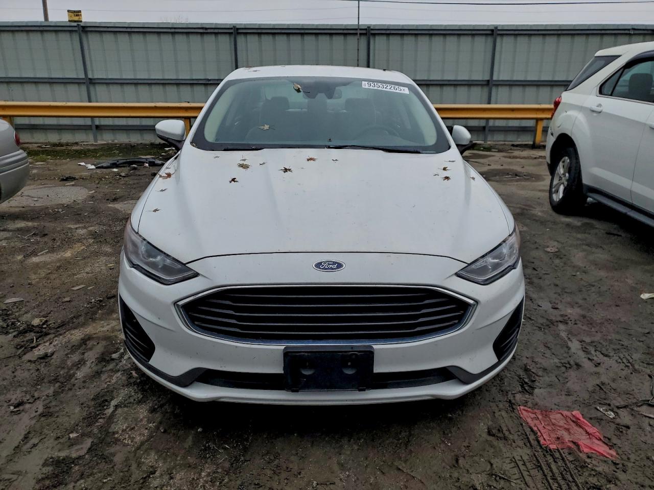 Ford Fusion S Image 12
