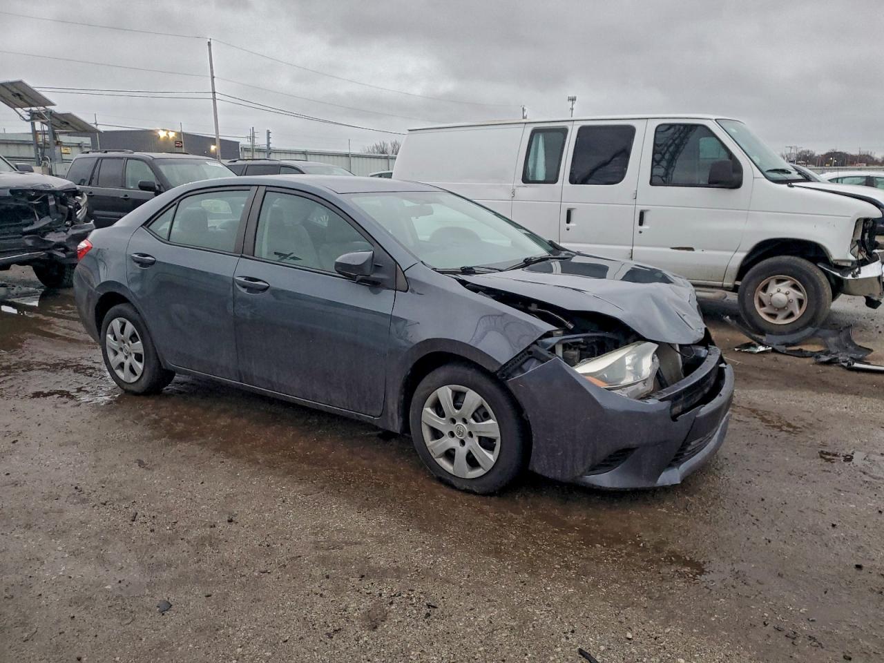 Toyota Corolla L Image 2