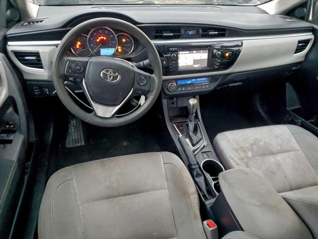 Toyota Corolla L Image 8