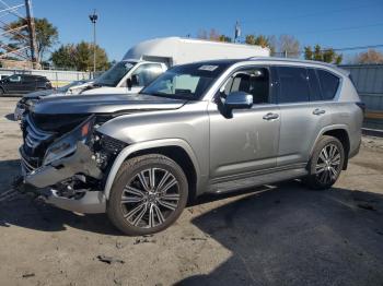  Salvage Lexus Lx 600 Bas