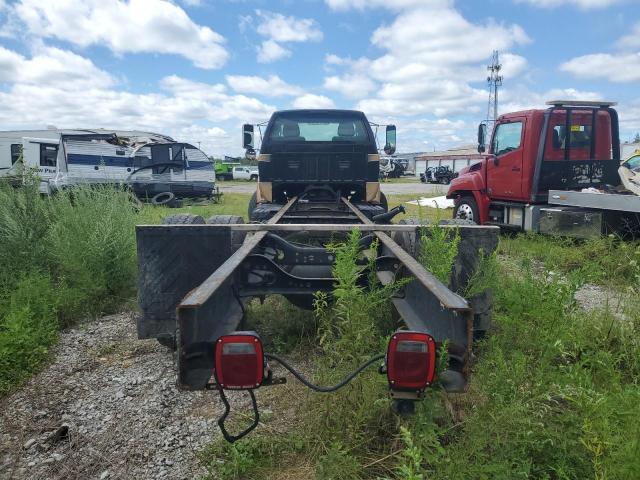 Ford F-650 Super Duty Image 3