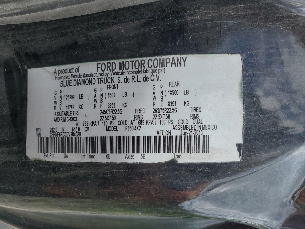 Ford F-650 Super Duty Image 5