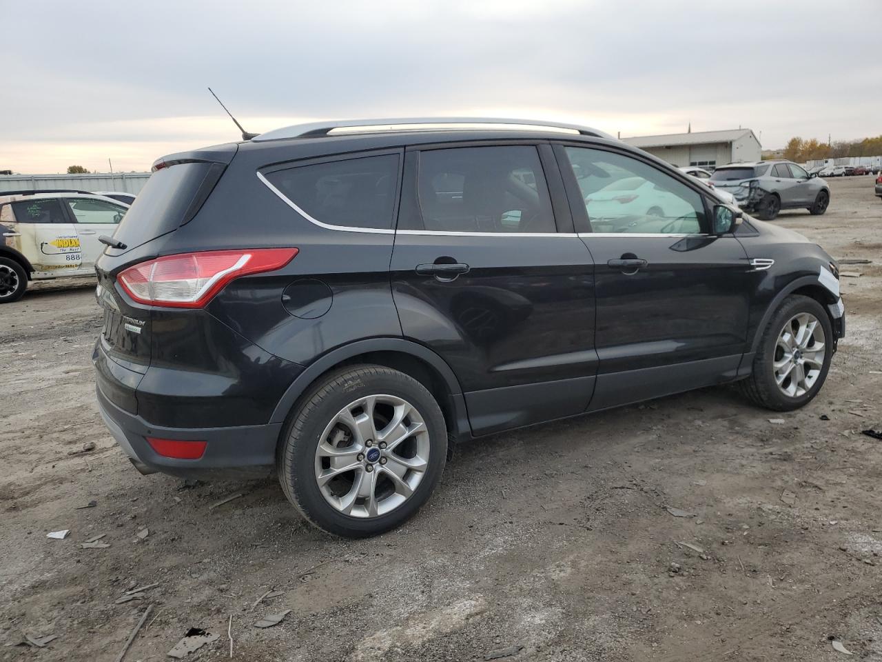 Ford Escape Titanium Image 2
