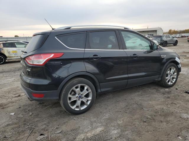 Ford Escape Titanium Image 2