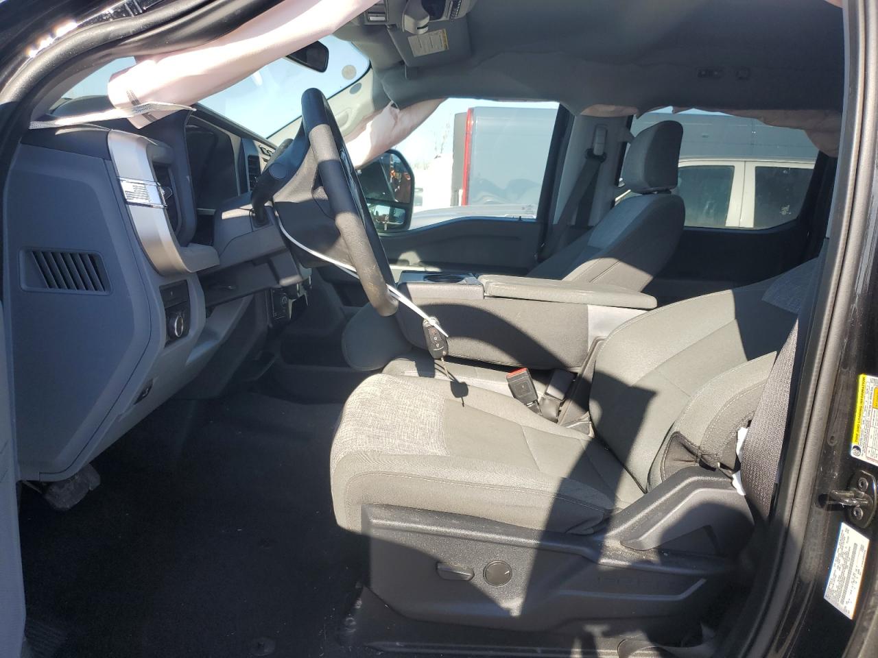 Ford F-350 Super Duty Image 9