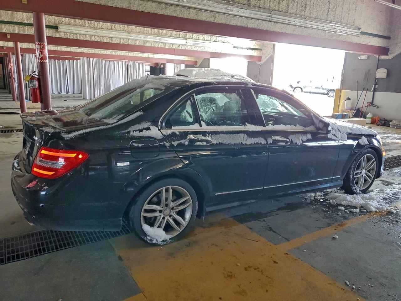 Mercedes-Benz C-Class 300 4matic Image 2