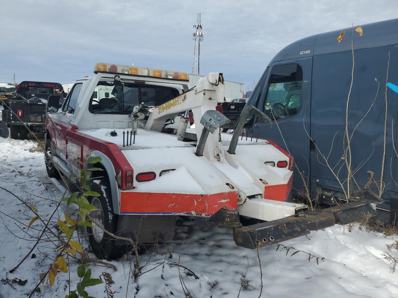 Ford F-350 Super Duty Image 3