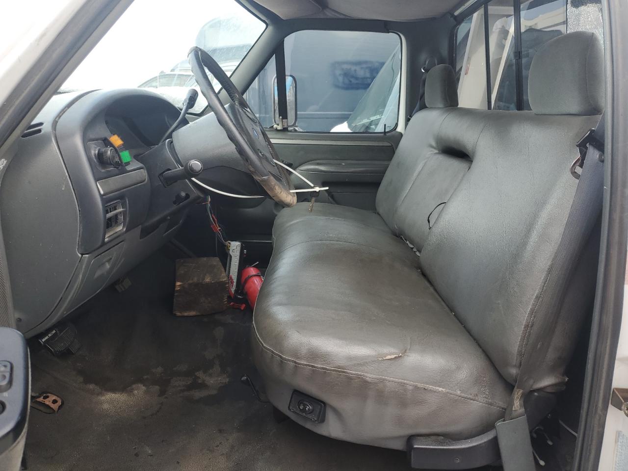 Ford F-350 Super Duty Image 6