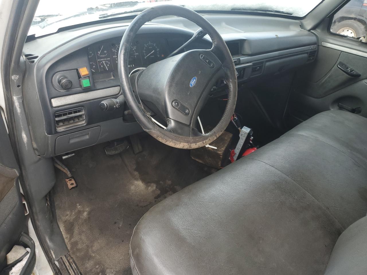 Ford F-350 Super Duty Image 11