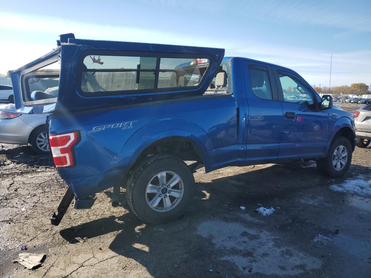 Ford F-150 Super Cab Image 4