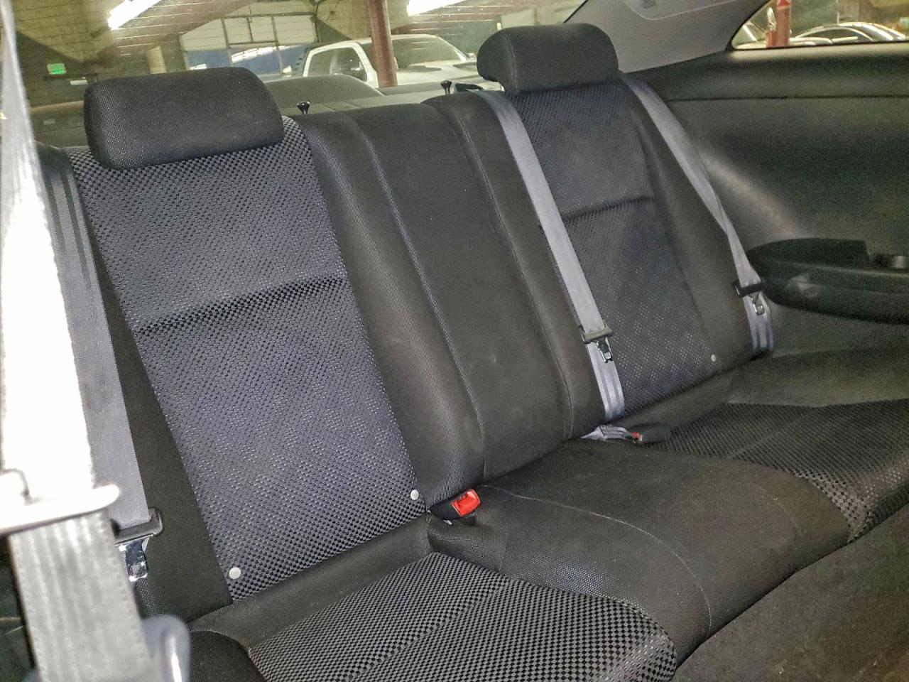 Toyota Camry Se Image 10